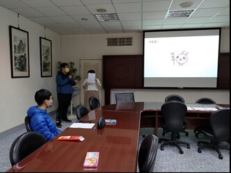 Figure 2. On December 17, 2022, staff from Taiwan Career Rehabilitation Guidance Association gave lectures on various tips and strategies in the workplace for interviews and resume writing