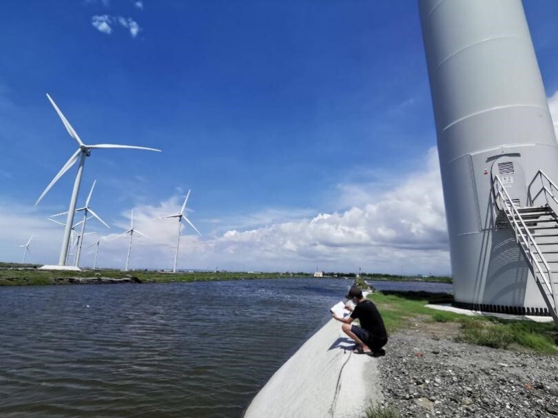 Figure 1. A water quality inspection and monitoring service team consists of teachers and students in NCUE. They conduct water quality and bacteria inspection and monitor the coastal aquatic ecosystem at coastal water inlets and fish farms in Changhua every 2 weeks