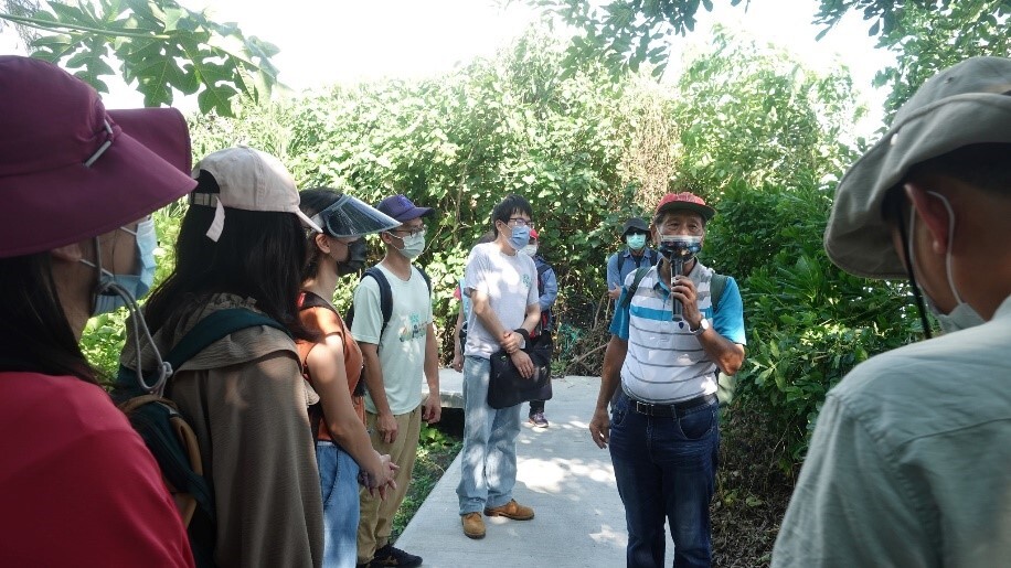 Figure 1. Environmental Educator Certification  Dacheng Junior High School Class