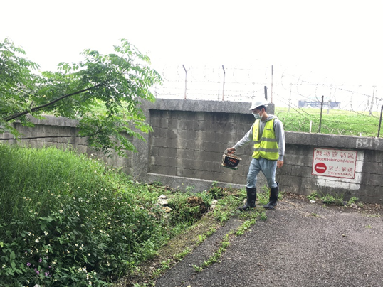 Figure 1. NCUE Taoyuan International Airport RIFA Control Team has strengthened fire ant control work in the airport’s drainage channels