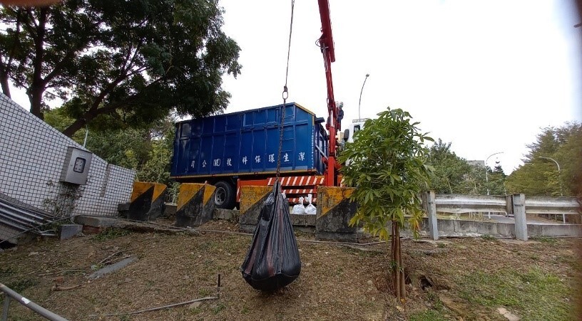 Figure 7. Sludge removal and treatment in Baoshan Campus of NCUE