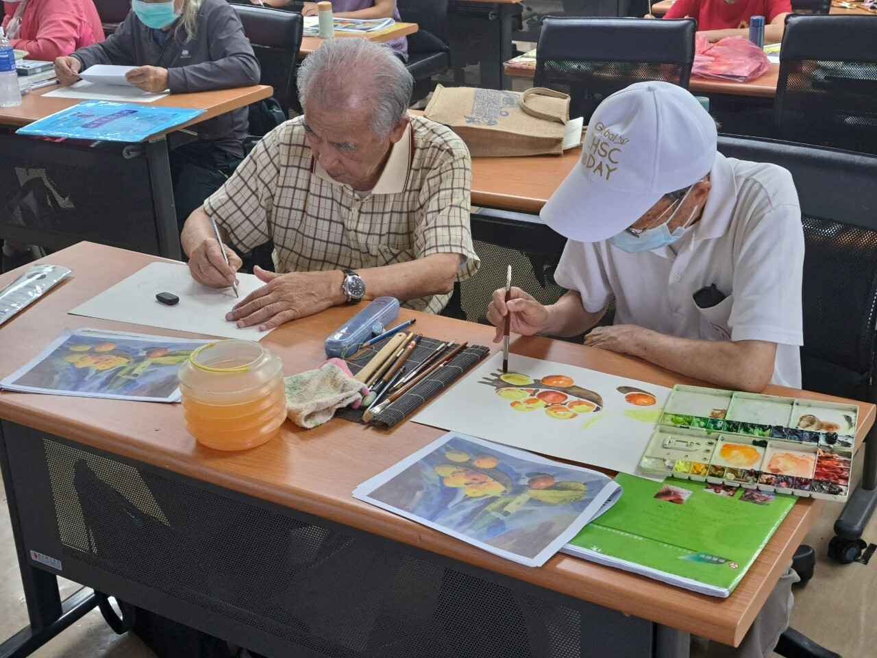 Senior Citizens' University - Art Class