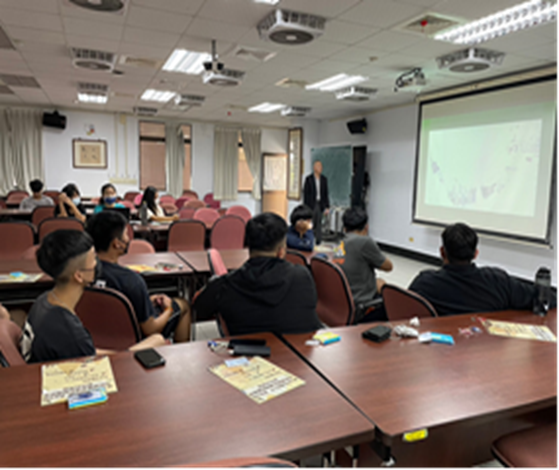 Recruitment promotion activity at Pingtung Chaozhou Senior High School