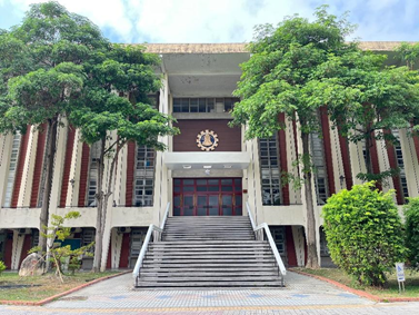 Hong-dao Hall/ the Department Hall of Chinese