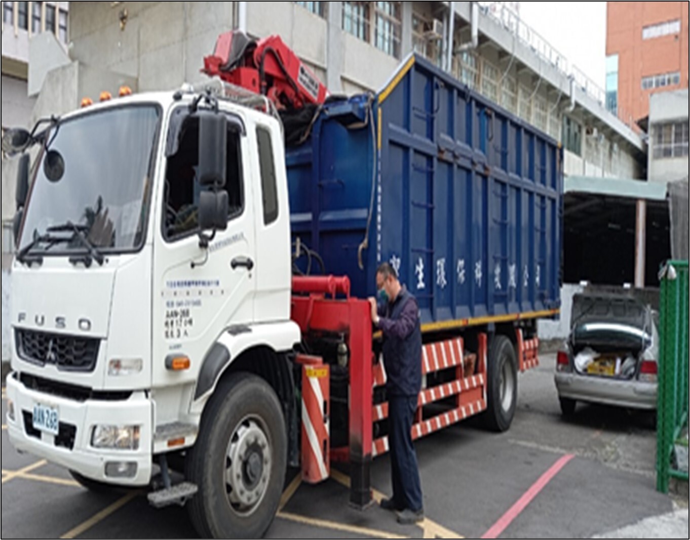 Sludge removal and treatment at Jinde Campus of NCUE