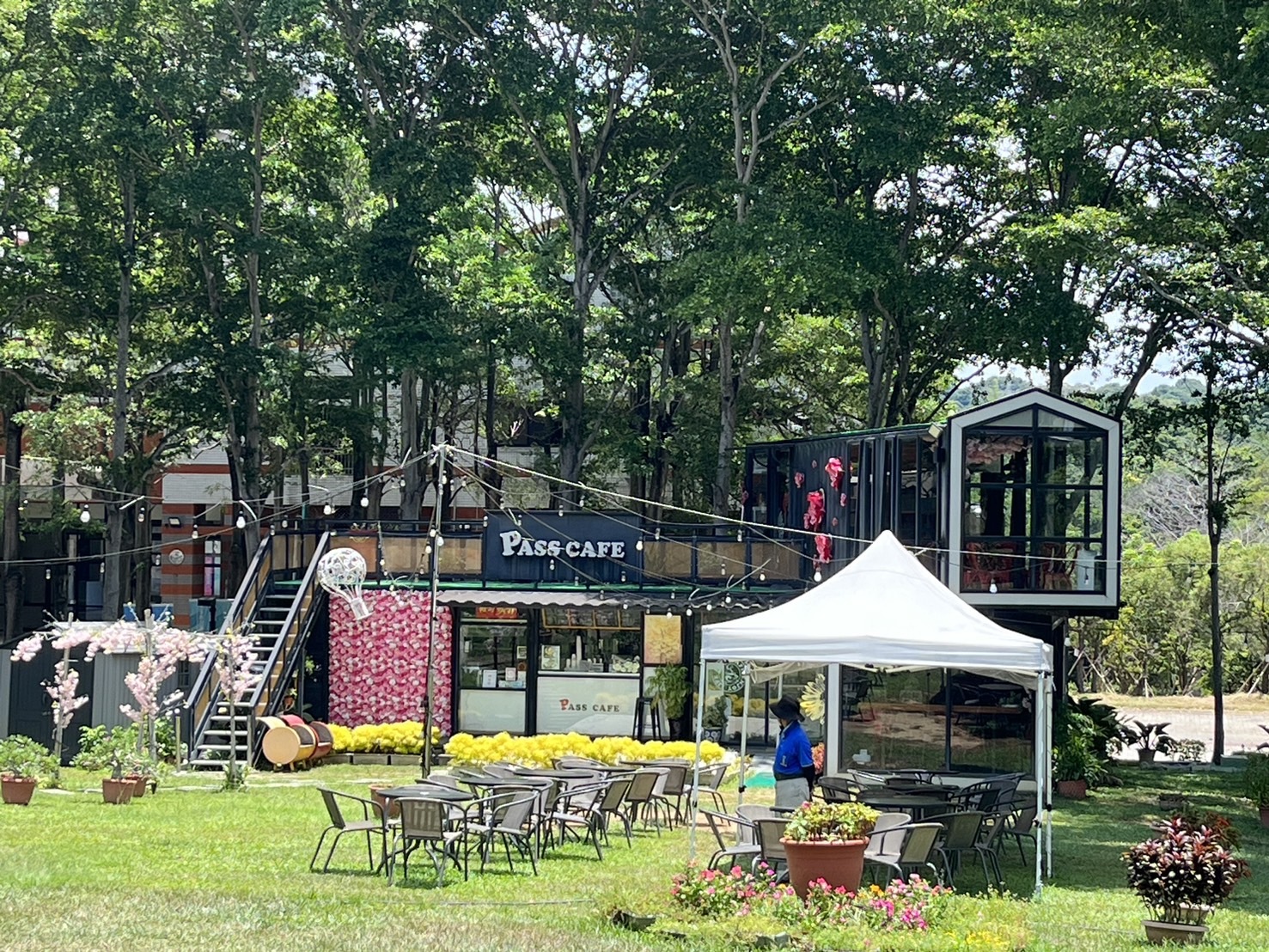 Creative Cafeteria on Baoshan Campus