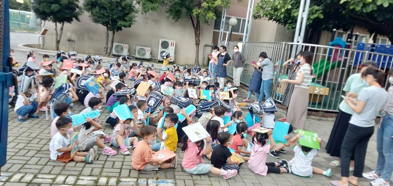 Figure 5: Kindergarten Earthquake Drill