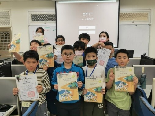 Figure10. Children's Minecraft Programming Learning Camp—Graduation ceremony