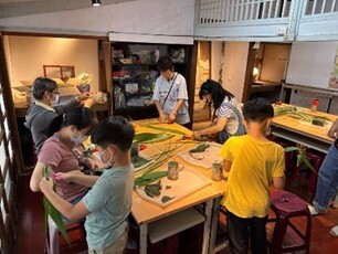 Figure 33. Horticultural Therapy Experience: Summer Community Parent-Child Workshop - Hands-on Practice