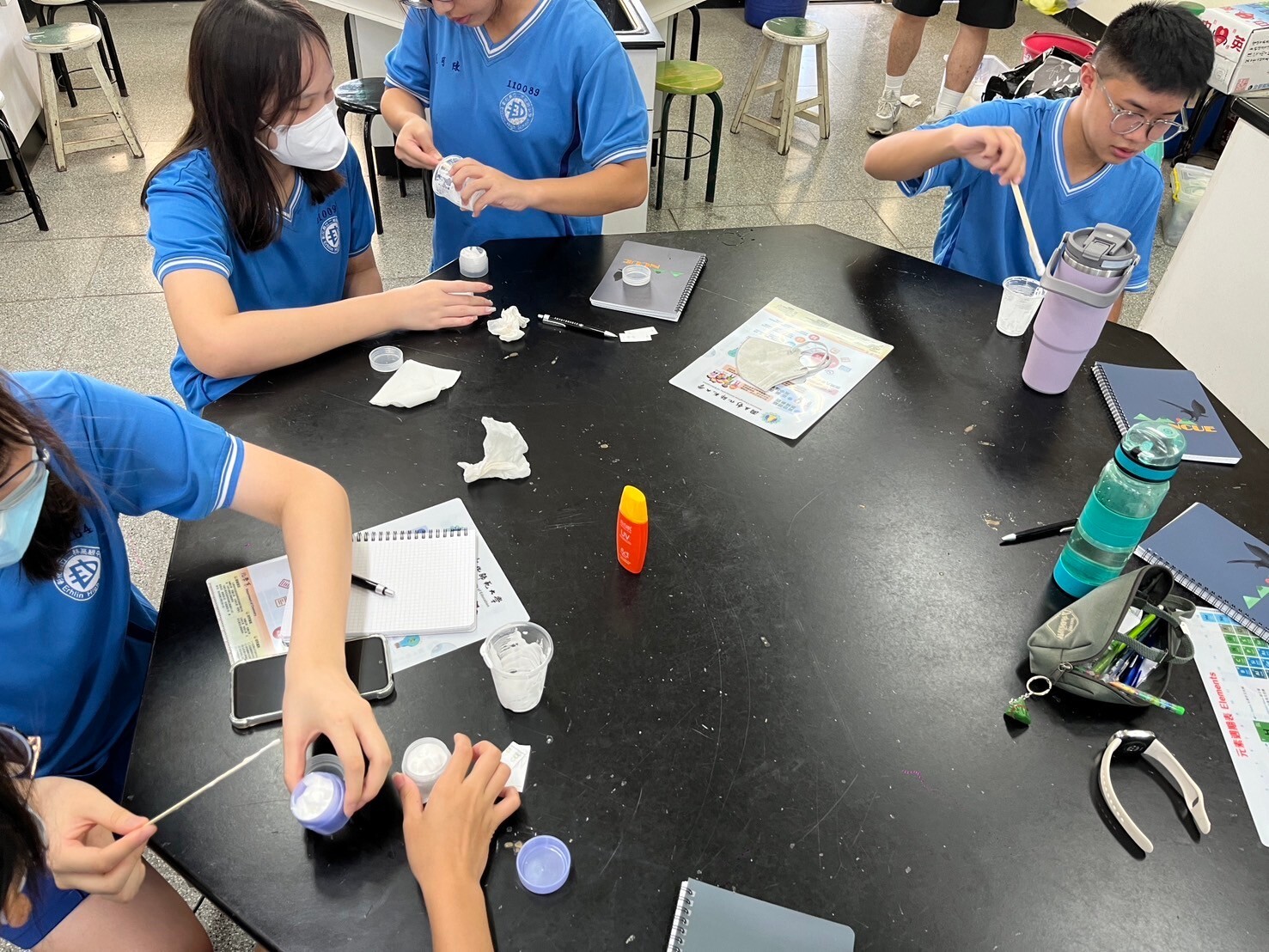 Figure 2. Changhua County Erhlin High School – The Sun Protection Challenge and Chromatography Experimentation