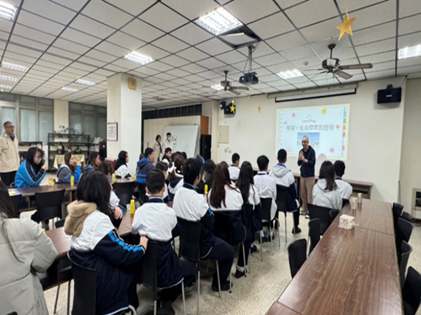 Figure 9. On-campus Outreach Activity at Y-sun Senior High School