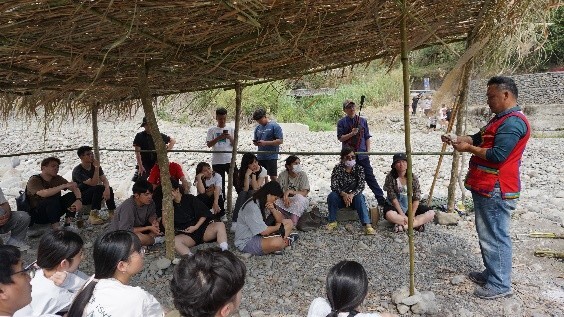 Figure 5. Kanakanavu River Festival Cultural Exchange