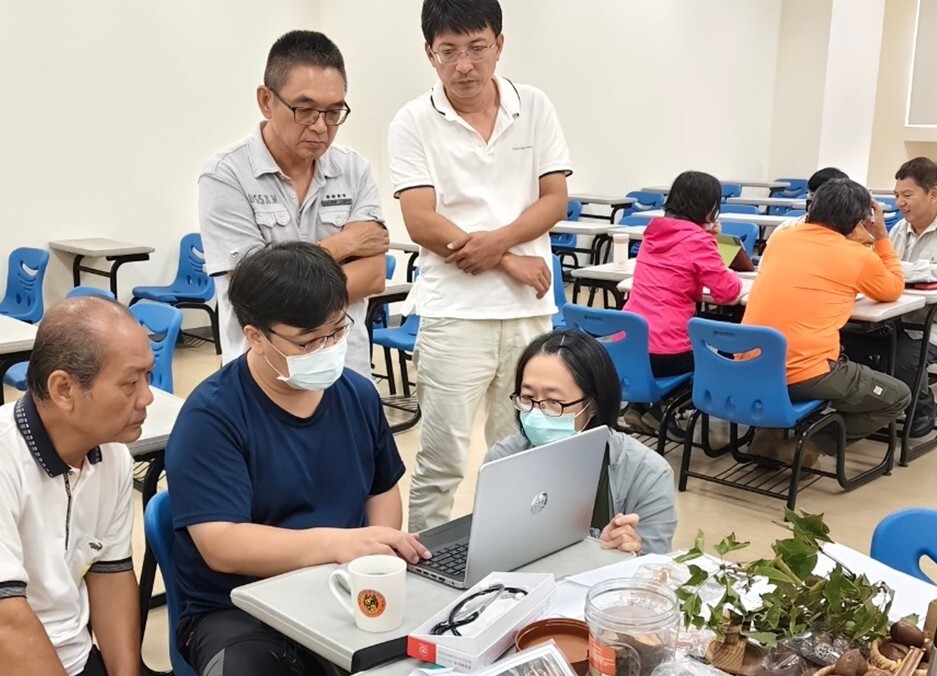 Figure 2. Environmental Educator 100-hour Certification Course