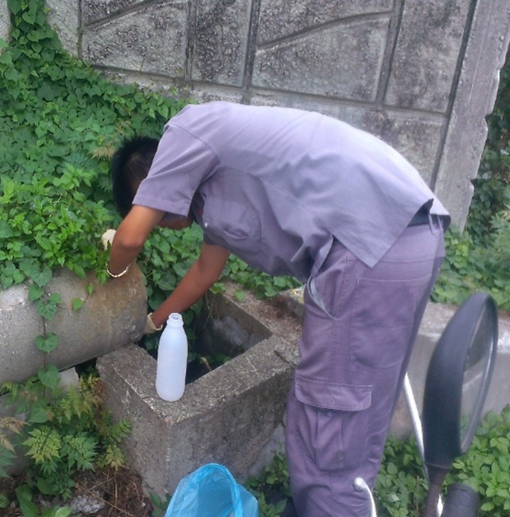 Figure 15. Water quality inspection on Baoshan Campus