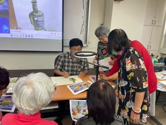 Figure 6. Community Senior University - Arts Class