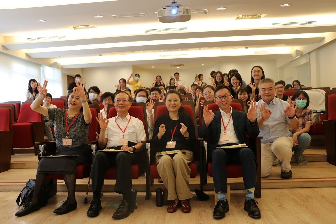 Figure 12: Group photo with participants after the keynote speech