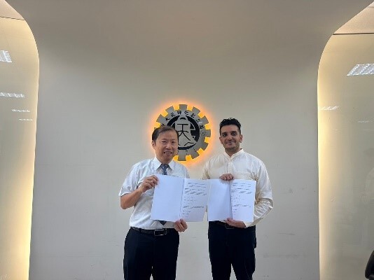 Figure 9: Both parties exchanging contracts