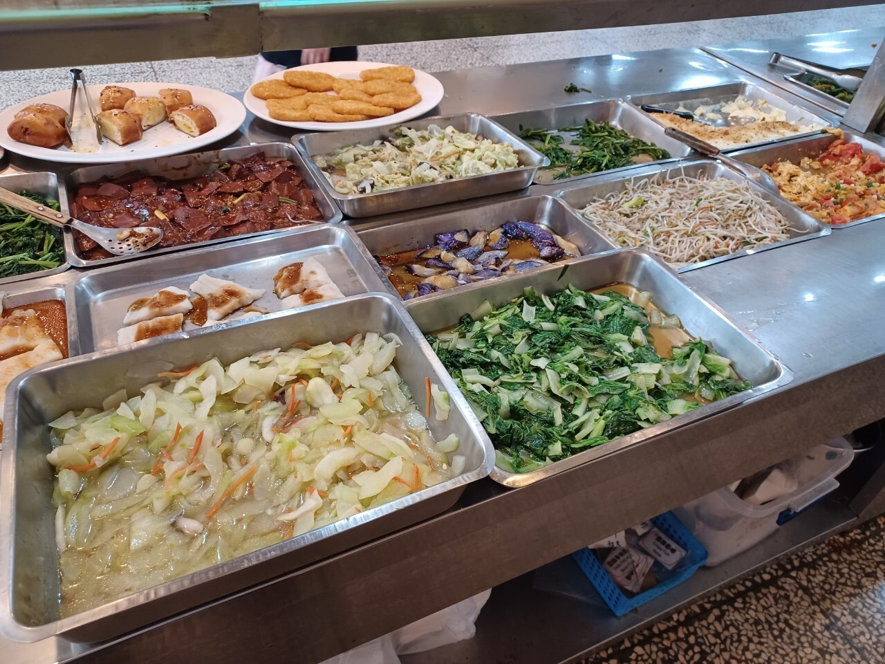 Figure 1: Buffet Meals Made by NCUE Cafeterias Using Local Ingredients