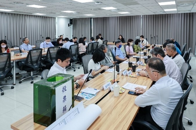 Figure 4. Executive secretaries from 37 colleges and universities in the central region attended the meeting