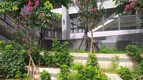 Figure 7. Baoshan Campus - Sprinkler irrigation system is in the flower bed of Student Dormitory No. 10