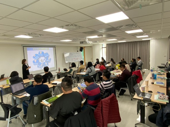 Figure 17. Organizational Greenhouse Gas Internal Verifier Training Course and Certificate Class Instruction