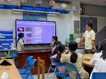 Figure 20. Prof. Wen’s Project – Leading Elementary School Students in Inquiry and Practice