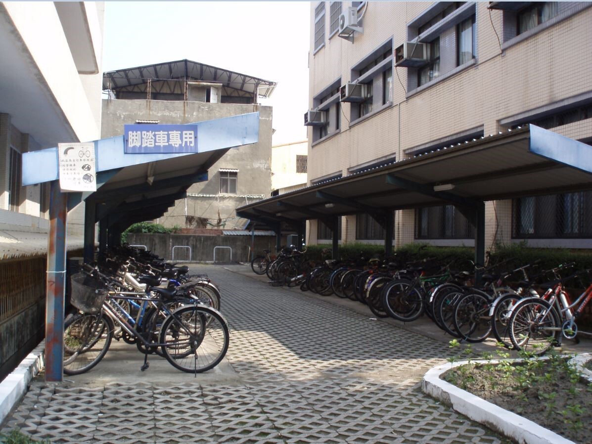 Bicycle parking lot-dormitory area